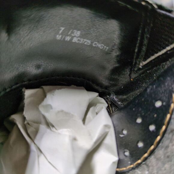 Born BOC Women's 7 Black Leather Slip-On Heeled Mules Clogs Shoes Buckle Boho - Picture 9 of 10